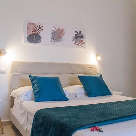 B&B Jolie Suite Villasimius Exteriör bild