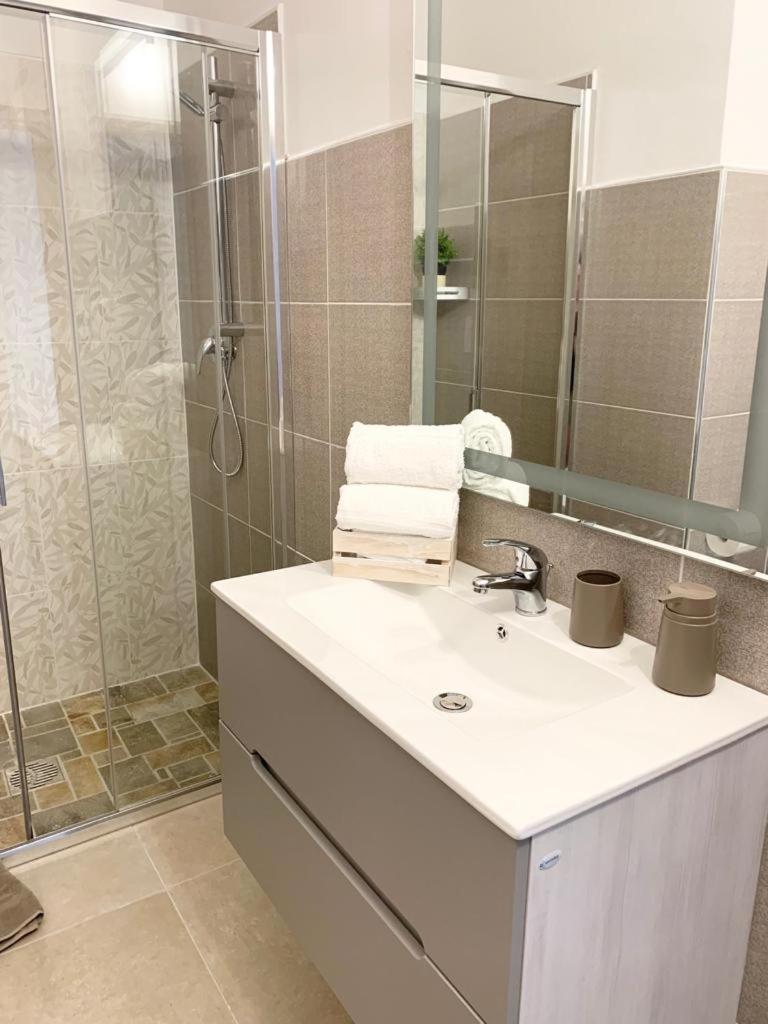 B&B Jolie Suite Villasimius Exteriör bild