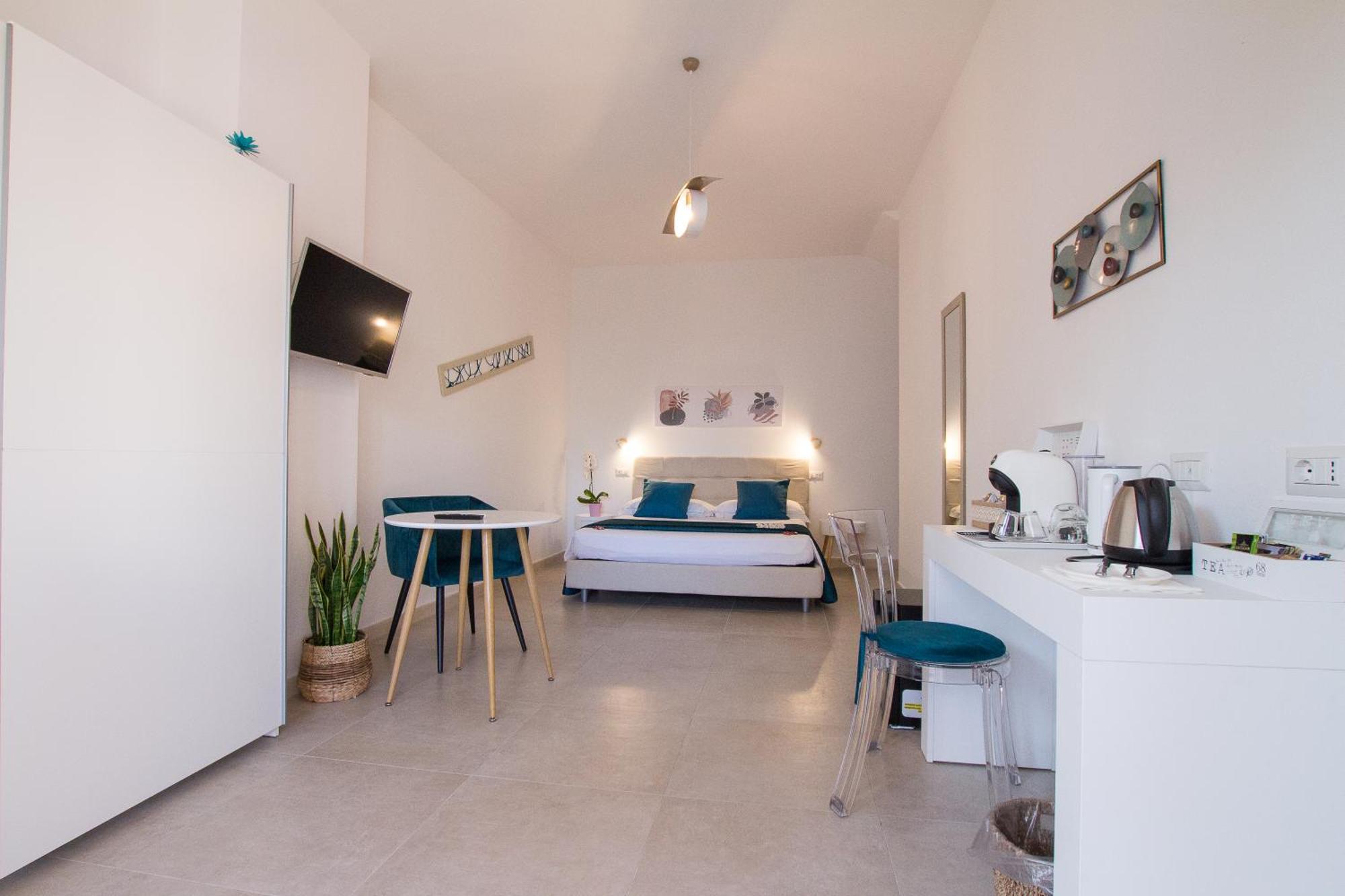 B&B Jolie Suite Villasimius Exteriör bild