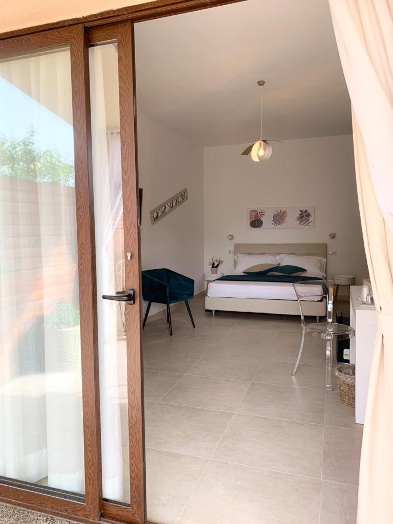 B&B Jolie Suite Villasimius Exteriör bild